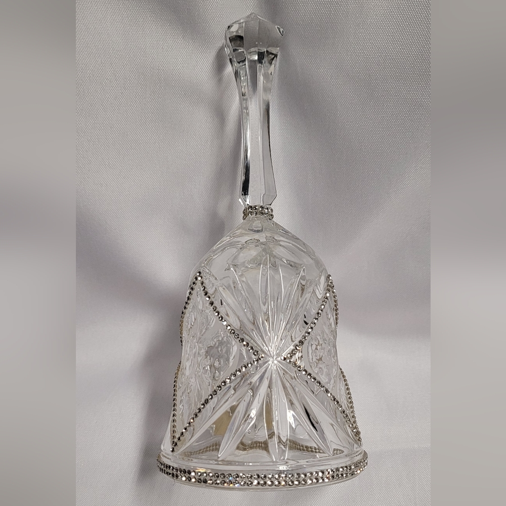 Zajecar Crystal Bell